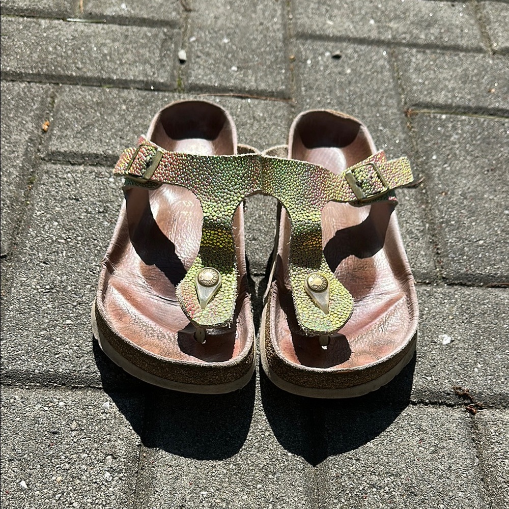 Gold Metallic Sandals with Adjustable Straps and Cork Footbed